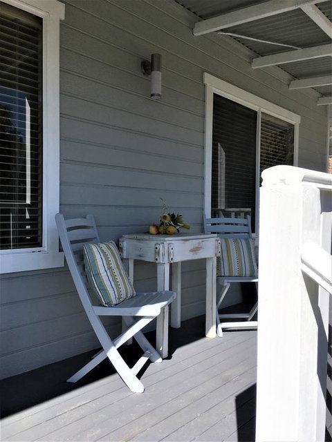 Georges At Hepburn - Dentist Find 3