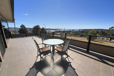 Georges Bay Luxury - Dentist Find 1