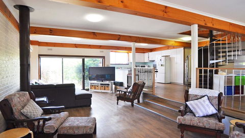 GETAWAY ON GARDEN - FREE WIFI - PET FRIENDLY (OUTSIDE ONLY) - Dentist Find 2