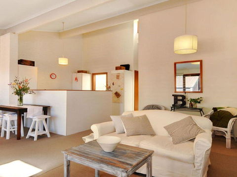 Gibraltar Getaway - Cute, Comfortable & Close To Town - Dentist Find 2