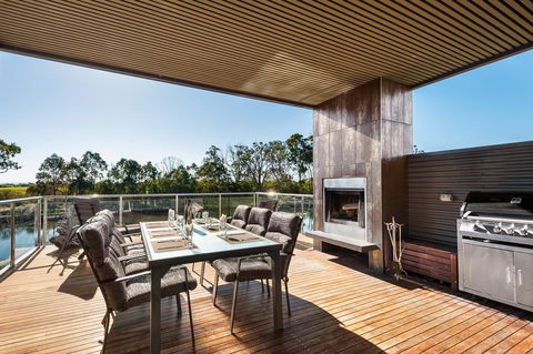 Gippsland Lakehouse - Dentist Search 3