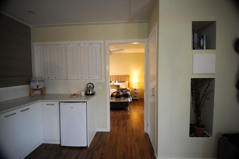 Gisborne Peak Winery Cottages - Dentist Find 1