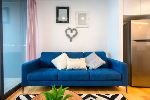 Glamorous RiverView Spacious 1BR - Dentist Search 0