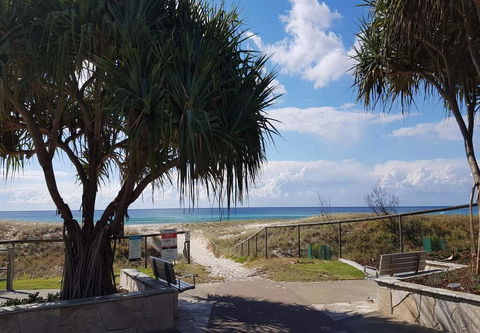 Gold Coast Airport Motel - Closest Privately Owned Accommodation To The GC Airport - Dentist Find 1