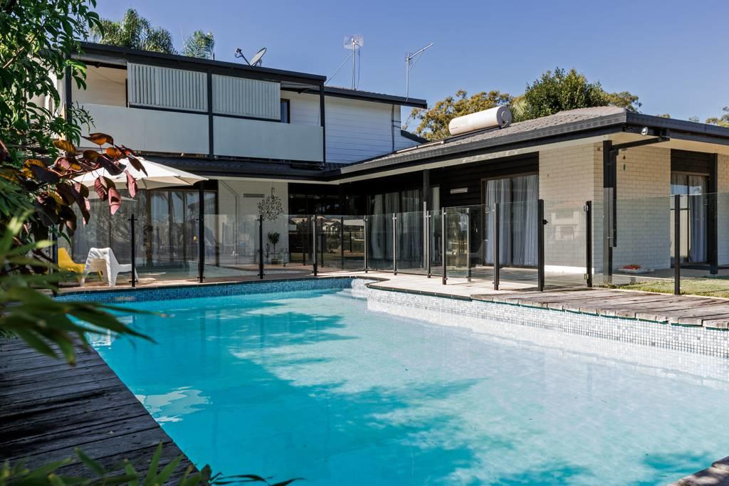 Gold HomeBroadBeach Gold Coast