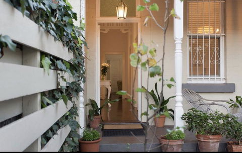 Gorgeous Subiaco Cottage - Dentist Find 1