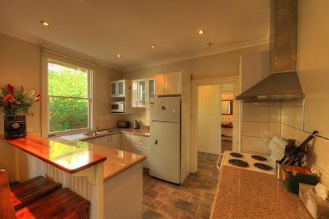 Grace's Spa Cottage - Dentist Find 2