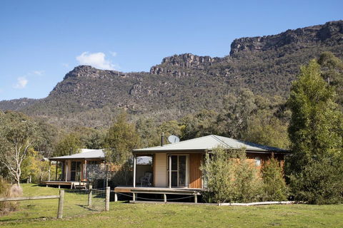 Grampians Chalets - Dentist Find 1
