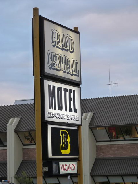 Grand Central Motel - Dentist Search 3