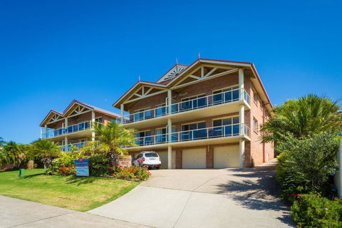 Grand Pacific 1 Unit 1 - Dentist Find 2