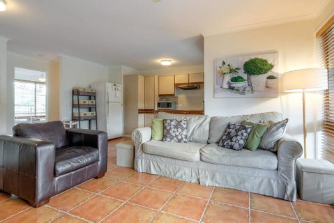 Great For Families.Pool & Kitchen - Dentist Search 1