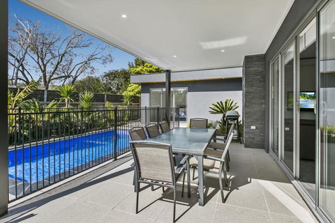 Great Scott! - Dentist Find 0