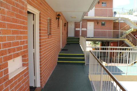 Greenslopes Motor Inn - Dentist Search 3