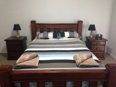 Griffith Prestige Apartments - Dentist Search 1