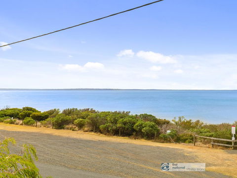 Grossard Point, The Lighthouse, Ventnor - Dentists Australia 1