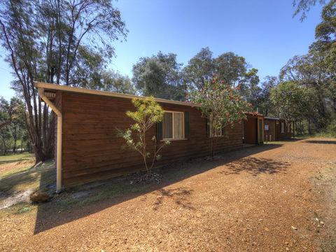 Gum Grove Chalets - Dentists Australia 3