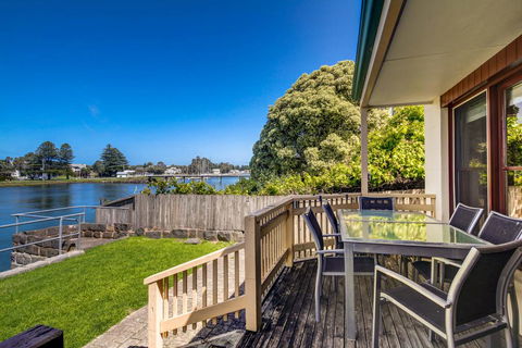 Harbour Lights - Dentist Search 0