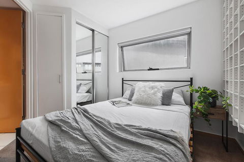 Heart Of Sandringham Apartment By Ready Set Host - Dentist Find 0
