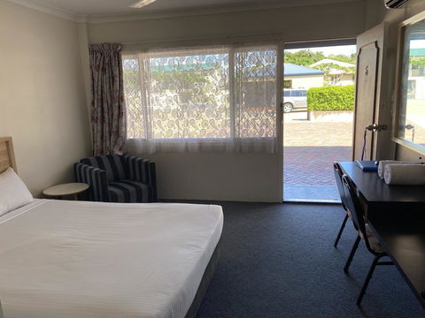 Hervey Bay Motel - Dentist Search 1