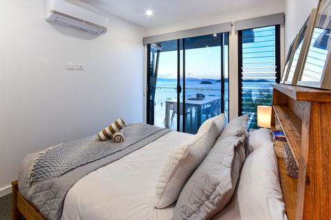 Hidden Cove On Hamilton Island - Dentist Find 2