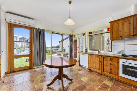 Hideaway At Rivoli Bay - Dentist Search 1