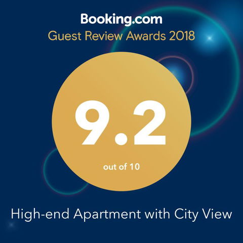 High-end Apartment With City View - Dentists Australia 3