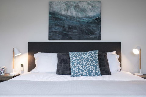 Hilltop Apartments Phillip Island - Dentist Find 3
