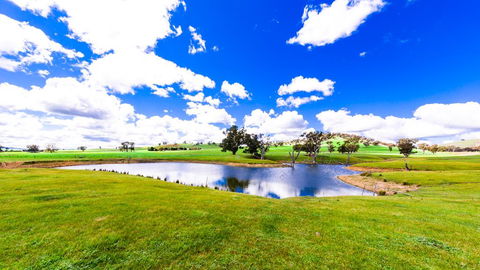 Hillview Farmstay - Dentist Search 0