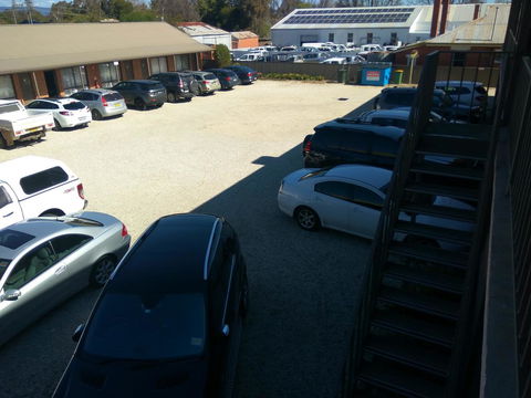Holbrook Town Centre Motor Inn - Dentist Find 1