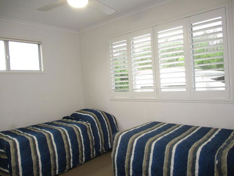 Holiday In Style - Hervey Bay - Dentist Find 2