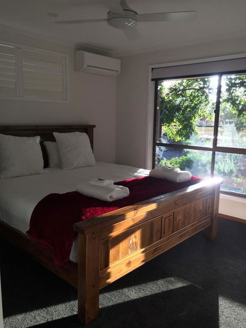 Holly House BnB - Dentist Find 0