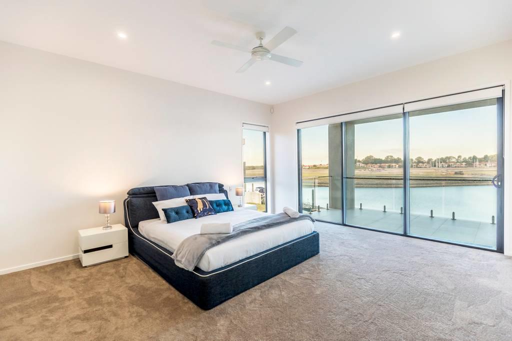 HomePlus - Luxury Living in Sanctuary Cove