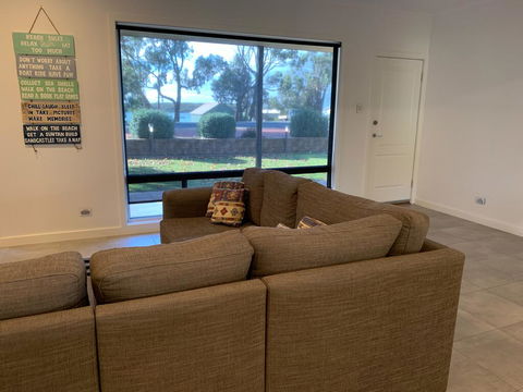 Hooterville - Dentist Search 2