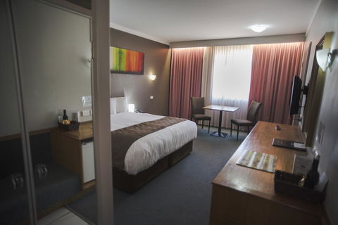 Hospitality Kalgoorlie, SureStay By Best Western - Dentist Search 2