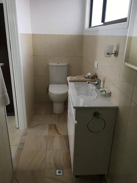 Hotel Corones - Dentists Australia 3
