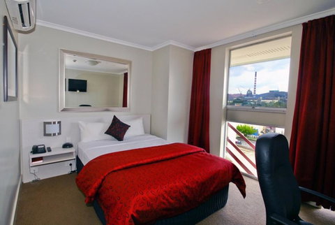 Isa Hotel - Dentists Australia 1