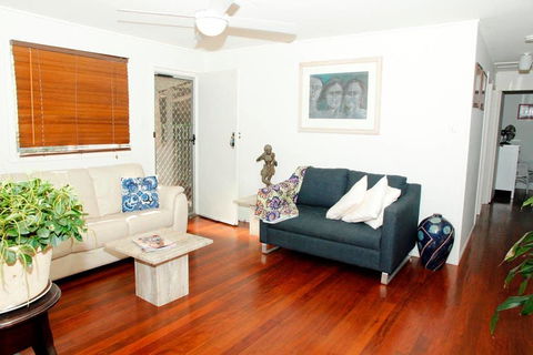 Island Getaway Bay View - Dentist Search 1