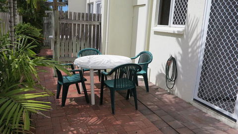 Island Magic - Townhouse No. 5 - Dentists Australia 2