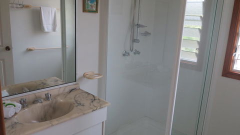 Island Magic - Townhouse No.1 - Dentist Find 2
