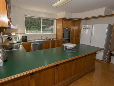 Island View - 80 Lentara St - Large Family Home, Pool, WIFI And Sweeping Views Of Fingal - Dentist Find 2
