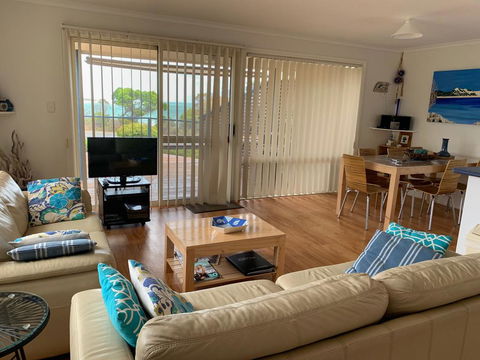 Island View 2 - Dentist Search 2