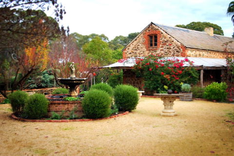 Jacobs Creek Retreat At Moorooroo Park - Dentist Find 0