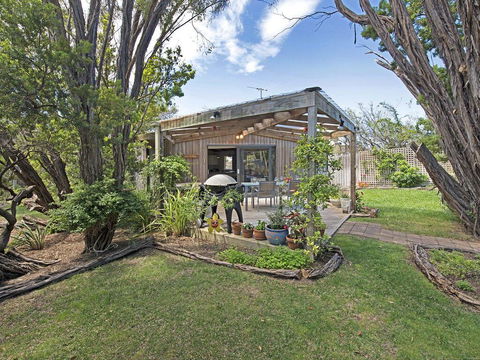 Just Beachy Beach House - Pet Friendly! - Dentists Australia 2