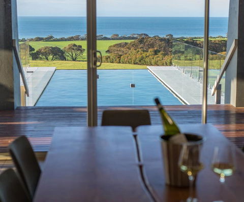 Kangaroo Island - MISTERE RETREAT KANGAROO ISLAND - Dentist Search 1