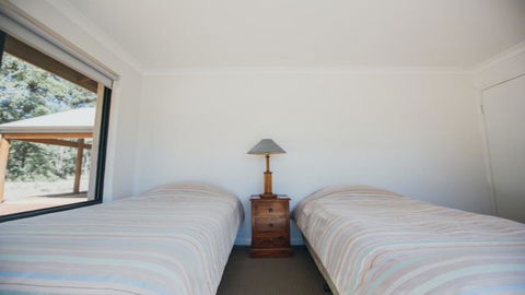 Kangaroo Retreat - Dentist Search 3