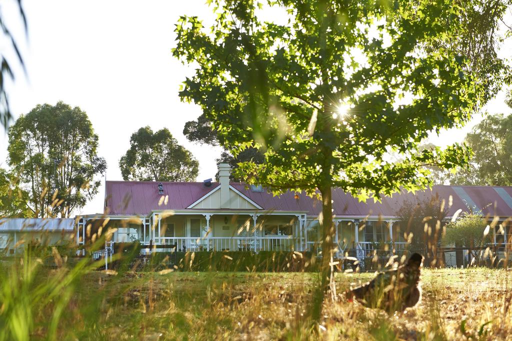 Karri House. Eat - Stay - Love