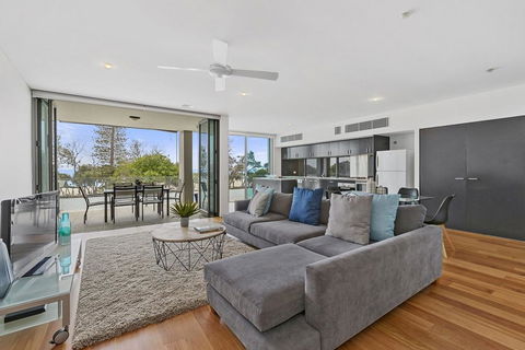 KINGSCLIFF NOR NOR EAST 101 ON MARINE PARADE - Dentist Find 3