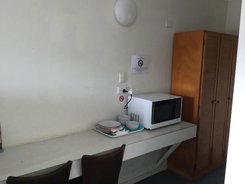 Kooyong Hotel - Dentists Australia 1