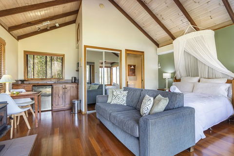 Lake Weyba Cottages Noosa - Dentist Find 3
