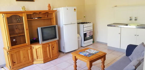 Lakes Entrance Holiday Units - Dentist Find 2